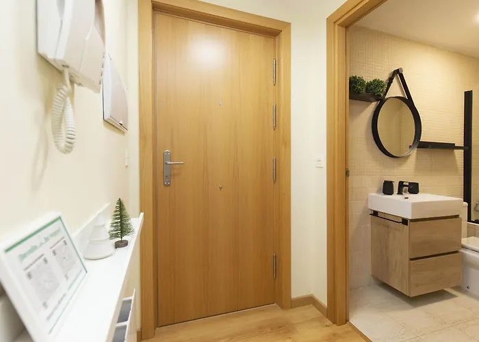 Nieu By Bevalle Escarrilla